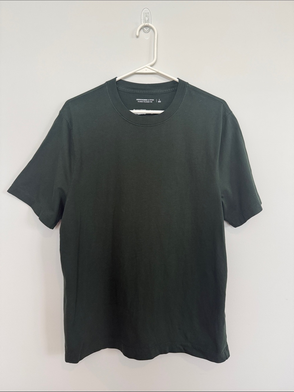 Abercrombie & Fitch Men's Forest Green Short Sleeve Crew Tee